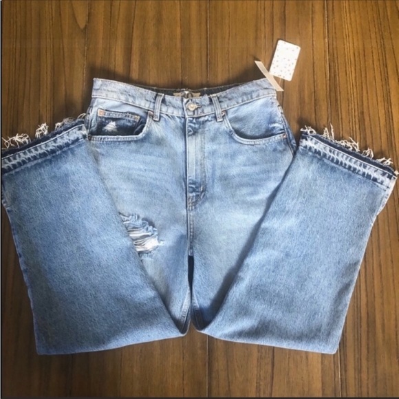 FREE PEOPLE JEANS. - Picture 4 of 9
